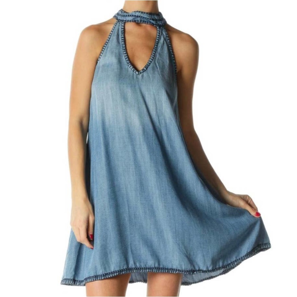 Cloth & Stone Chambray Mock Neck Sleeveless Shift Dress